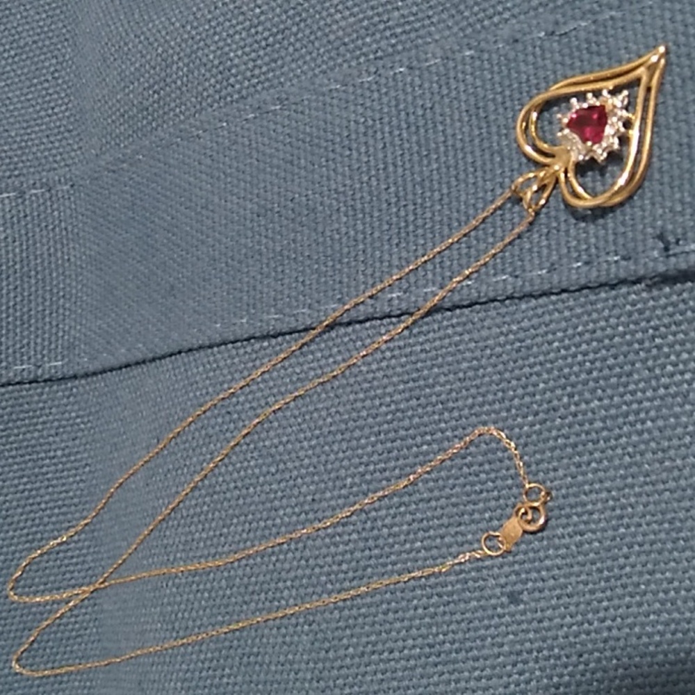 10kt Yellow Gold Diamond Ruby Heart Pendant W Original 10kt Gold Chain 20" - Picture 3 of 11